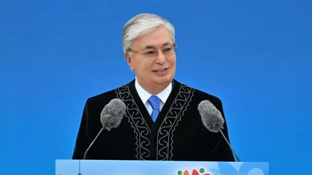 Президент Казакстан калкын Нооруз майрамы менен куттуктады