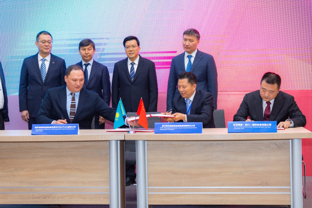 Kazakhstan, China sign business contracts worth nearly $165 million