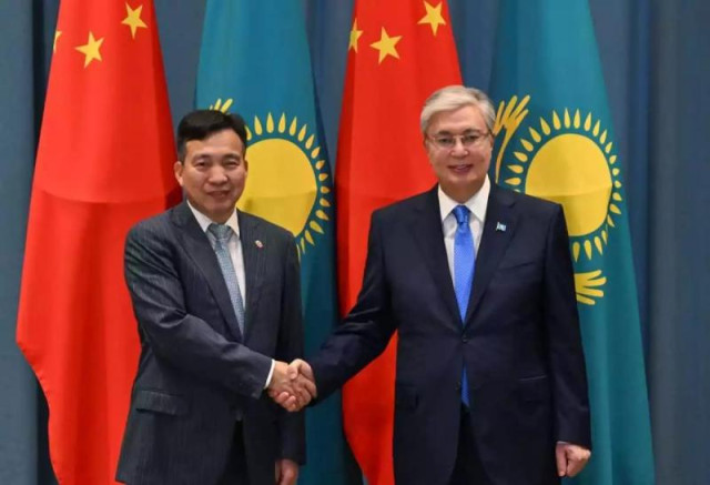 President Tokayev discusses energy cooperation with Chinese companies