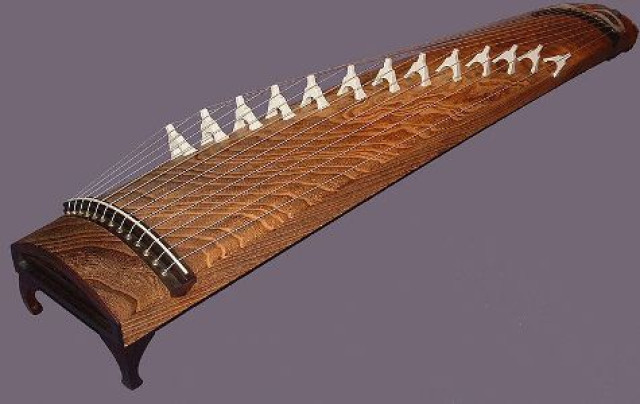 Growing number of Kazakh citizens master ancient instrument - zhetigen