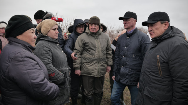 Первый заместитель Премьер-министра РК встретился с пострадавшими от паводков в селах СКО