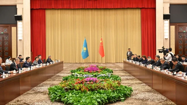 Kazakhstan, Xinjiang discuss prospects for bilateral cooperation