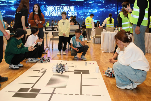 Астанада  «Robotek Grand Tournament» чемпионаты өтүүдө