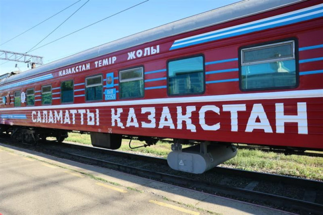 Salamatty Kazakhstan medical train starts its work from western regions
