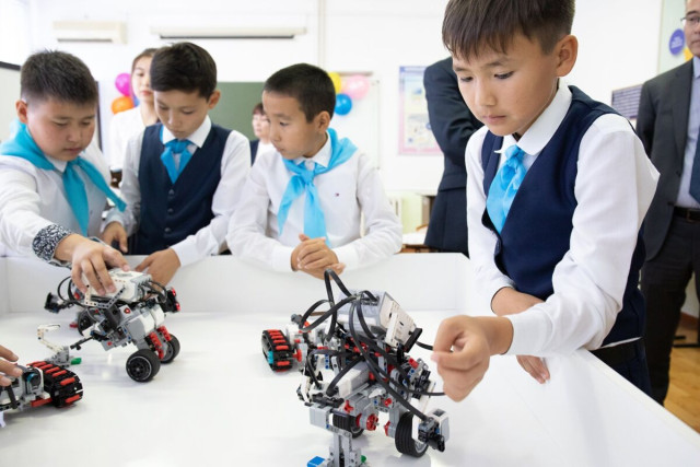 Trend for innovation: Kazakh schoolchildren showcase new developments
