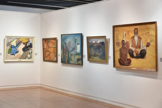 Каада-салт менен заманбап өнөр айкалышкан көргөзмө ачылды