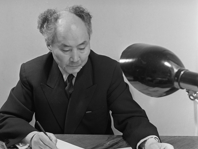 Astana’da kazak kazı bilimi’nin kurucusu Alkey Margulan'ın eserleri sergilendi