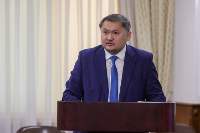 Сенат Ғылым және технологиялық саясат жөніндегі заңды қарады