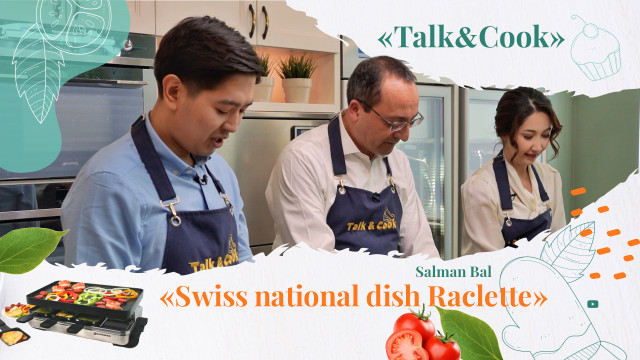 How do the Swiss serve Raclette?