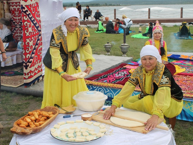 Ethno camp for schoolchildren opens in Astana