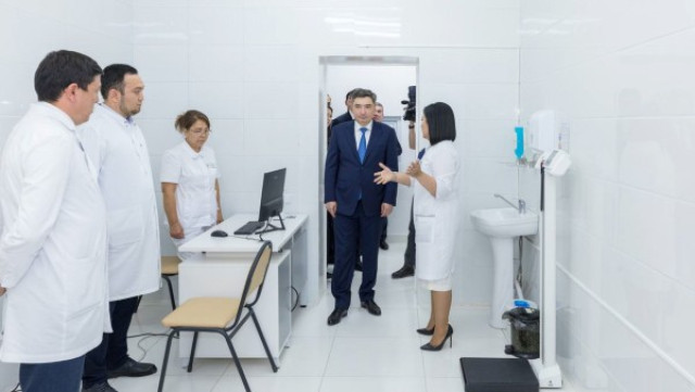 Prime Minister inspects development of pharmaceutical industry in Zhambyl region