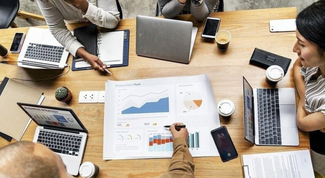 Foreign investors implement hundreds of projects in Kazakhstan