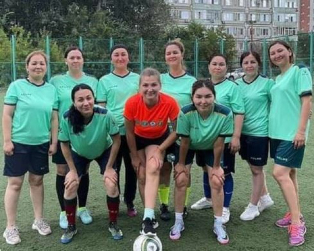 Kazakistan'da ilk kez anneler futbol takımı kuruldu