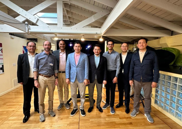 27 Kazakh startups to study in Silicon Valley