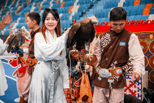 Осиёлик блогер-миллиончилар ва инфлюенсерлар Астанага келди