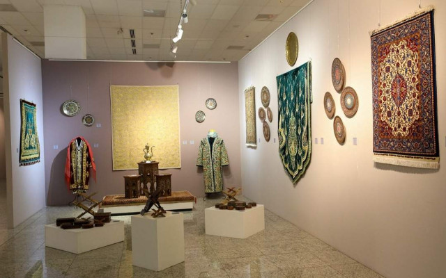 Өзбекстандық шеберлердің еңбегі Астанадағы көрмеде қойылды