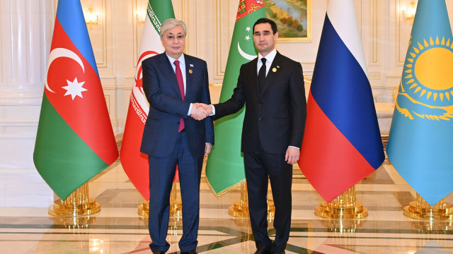 President Tokayev meets with President of Turkmenistan