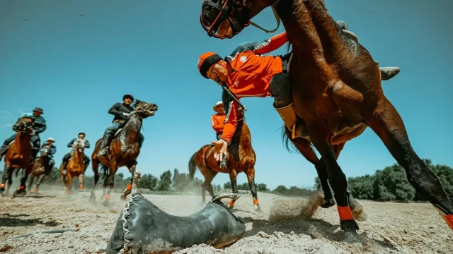 Национальная сборная Казахстана по кокпару готовится к Всемирным играм кочевников