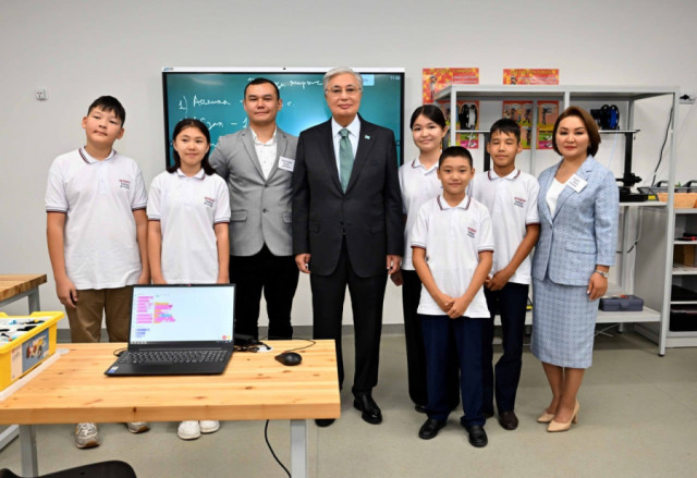 President Tokayev visits school-gymnasium in Kosshy