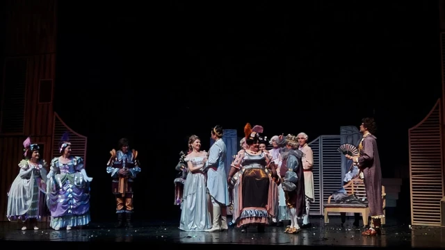 Қарағандылық театр Астана төрінде өнер көрсетті