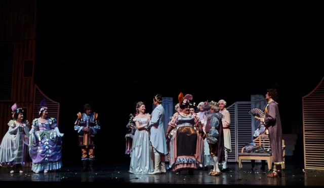 Карагандинский театр выступил с гастролями в Астане