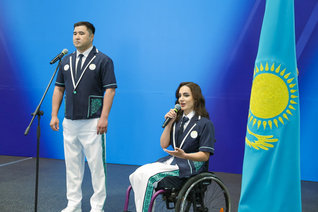 Kazakh PM presents national flag to participants of 2024 Paralympic Games