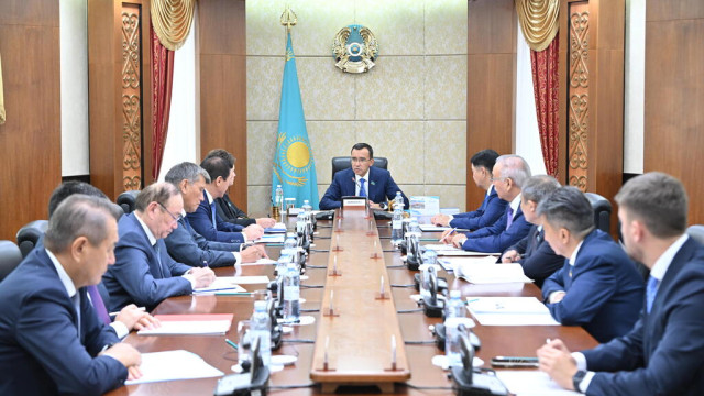 Senate Speaker discusses implementation of state-of-the-nation address with experts