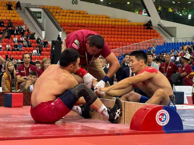 Дүниежүзілік көшпенділер ойындары: асық ату және масс-реслинг