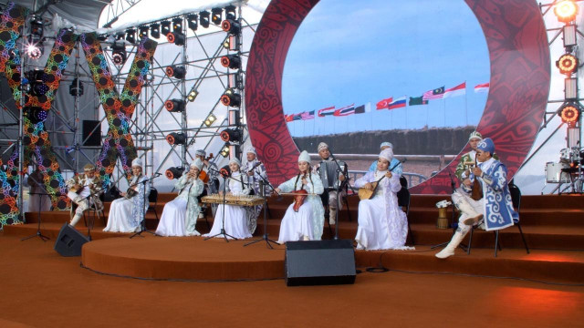 Шетелдік туристер қазақтың этно-музыкасына тәнті болды