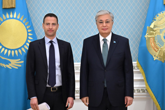 Kazakh President holds meeting with Glencore CEO