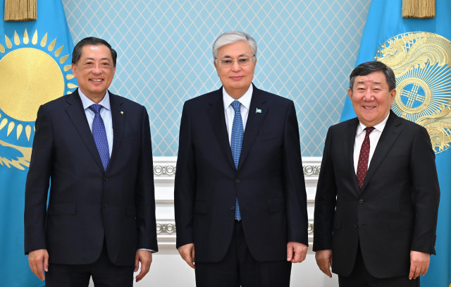 Kazakh President receives Chairman of Asia Infrastructure Solutions Singapore