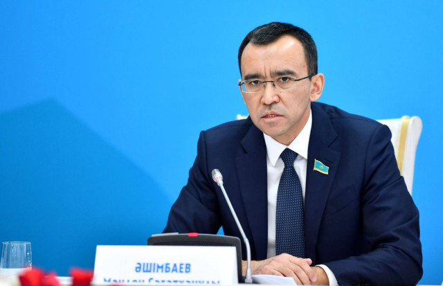 Сенат раиси Алмати вилояти аҳли билан АЭС қурилишини муҳокама қилди