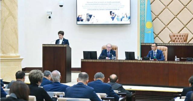 Сенатта гендерлік теңдікті қамтамасыз ету мәселесі қаралды