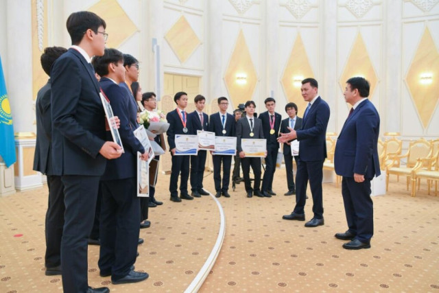 Kazakh State Counsellor meets with winners and medalists of international subject Olympiads