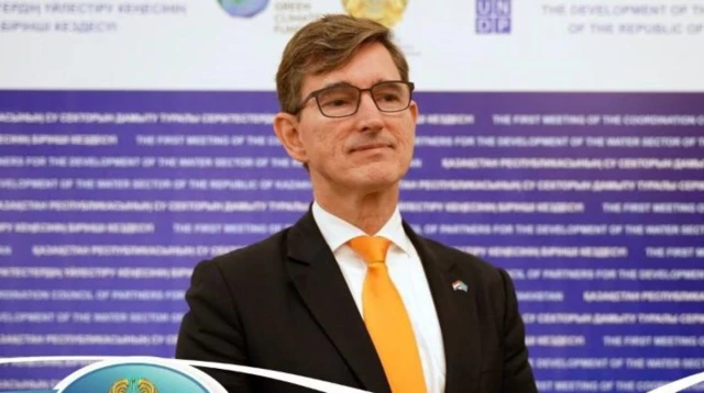 Казакстан менен Нидерланды суу ресурстарын башкарууда кызматташат