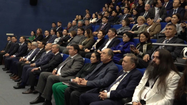 Москвада «Дўс-Муқасан» намойиш қилинди