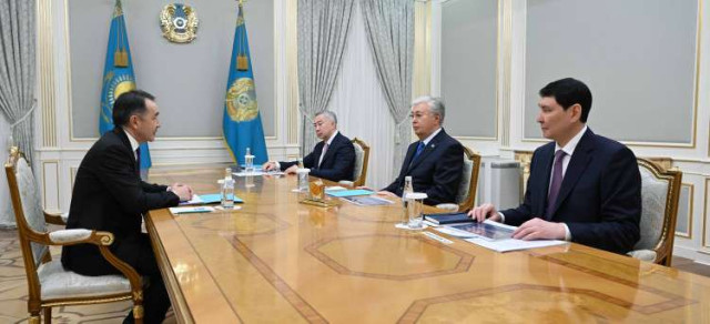President Tokayev briefed on priority areas of EEC activities