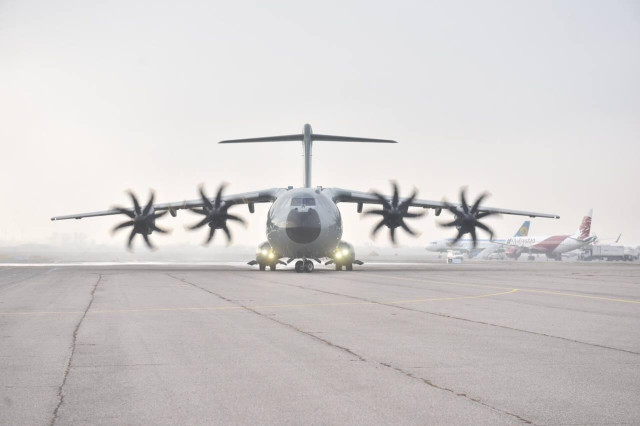 Қозоғистон авиапаркига янги самолёт қабул қилинди