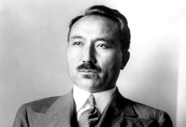 Ранее неизвестные рукописи Сакена Сейфуллина представили в Сатпаеве