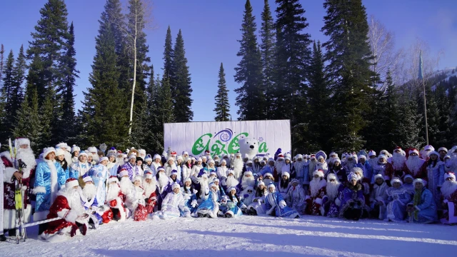Marathon with Santas and Snow Maidens takes place in East Kazakhstan region