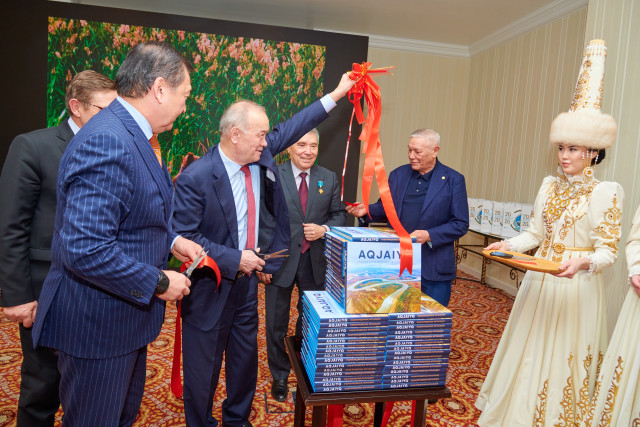 Жайиқ дарёси ҳақида энциклопедик фотоальбом нашр қилинди