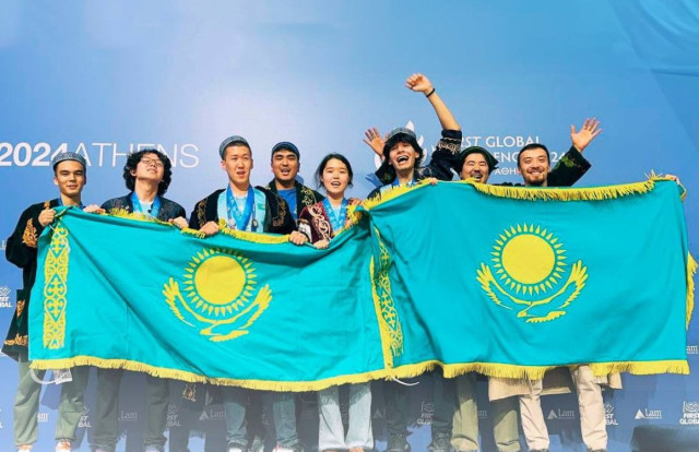 Kazakh schoolchildren win over 500 medals at international Olympiads