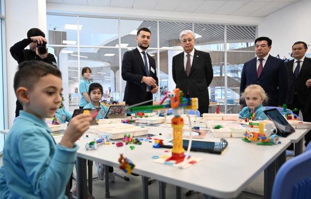 ҚР Президенті жұмыс сапарымен Астана қаласының бірқатар нысанын аралады