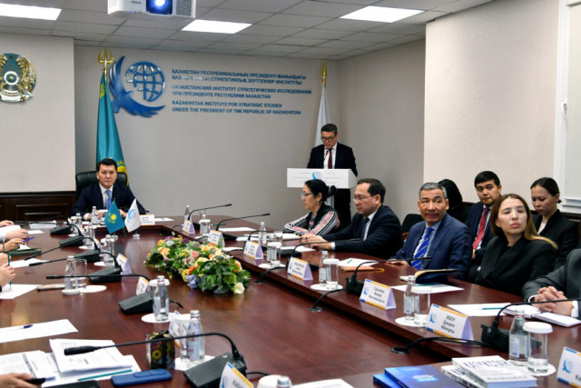 Мемлекеттік кеңесші ҚСЗИ Ғылыми кеңесінің отырысына қатысты