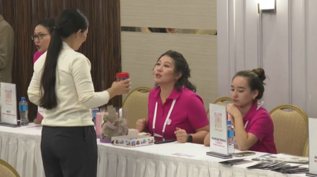 Kazakistan'da sosyal projeleri destekleyen «JumpStart» Programı uygulanıyor