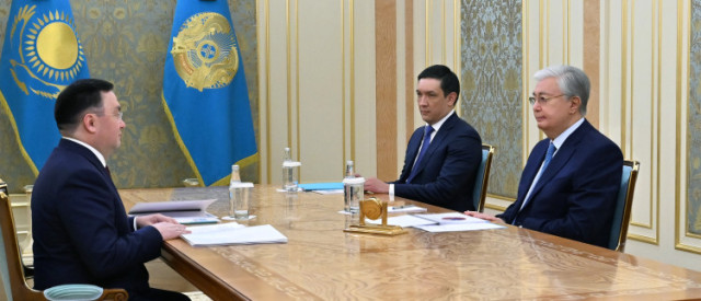 Касым-Жомарт Токаев Жогорку Соттун төрагасы Асламбек Мургалиевди кабыл алды