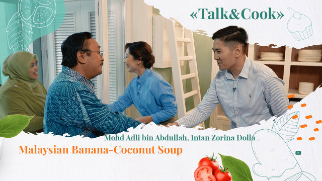 What Kazakh dishes does the Malaysian ambassador's family enjoy?