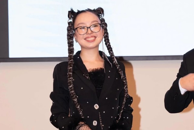 Жаш казакстандык IELTS экзаменинен дүйнөлүк рекорд койду