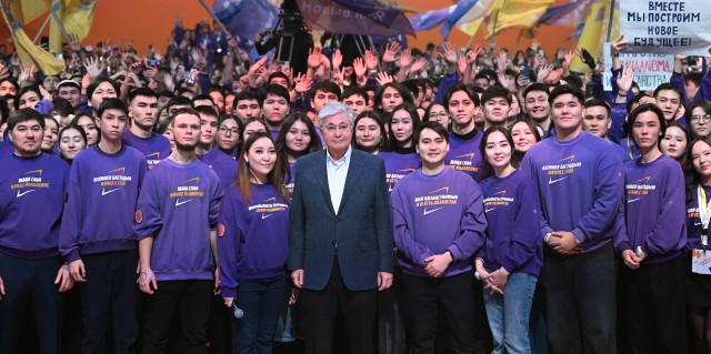 Kazakh President addresses Zhana Adamdar youth forum