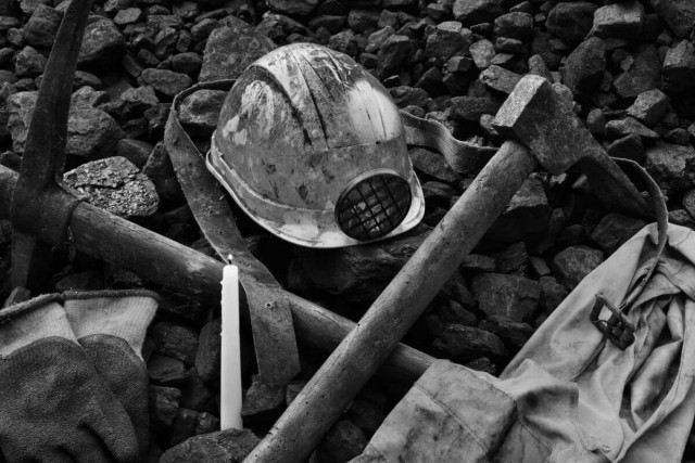Kassym-Jomart Tokayev extends condolences over death of miners in Ulytau region